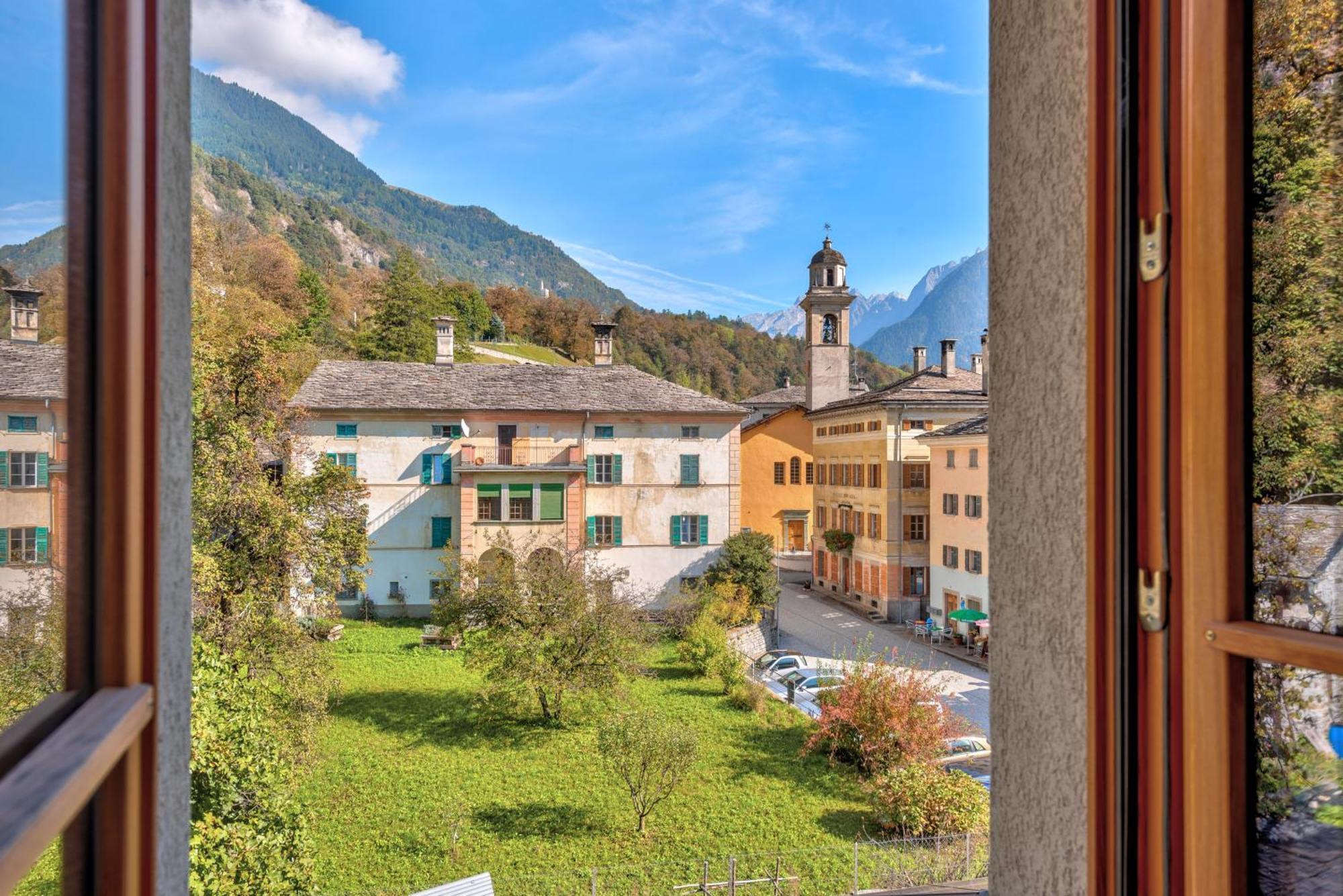 In Val Bregaglia Mille Possibilita Di Benessere Villa Castasegna Exterior photo